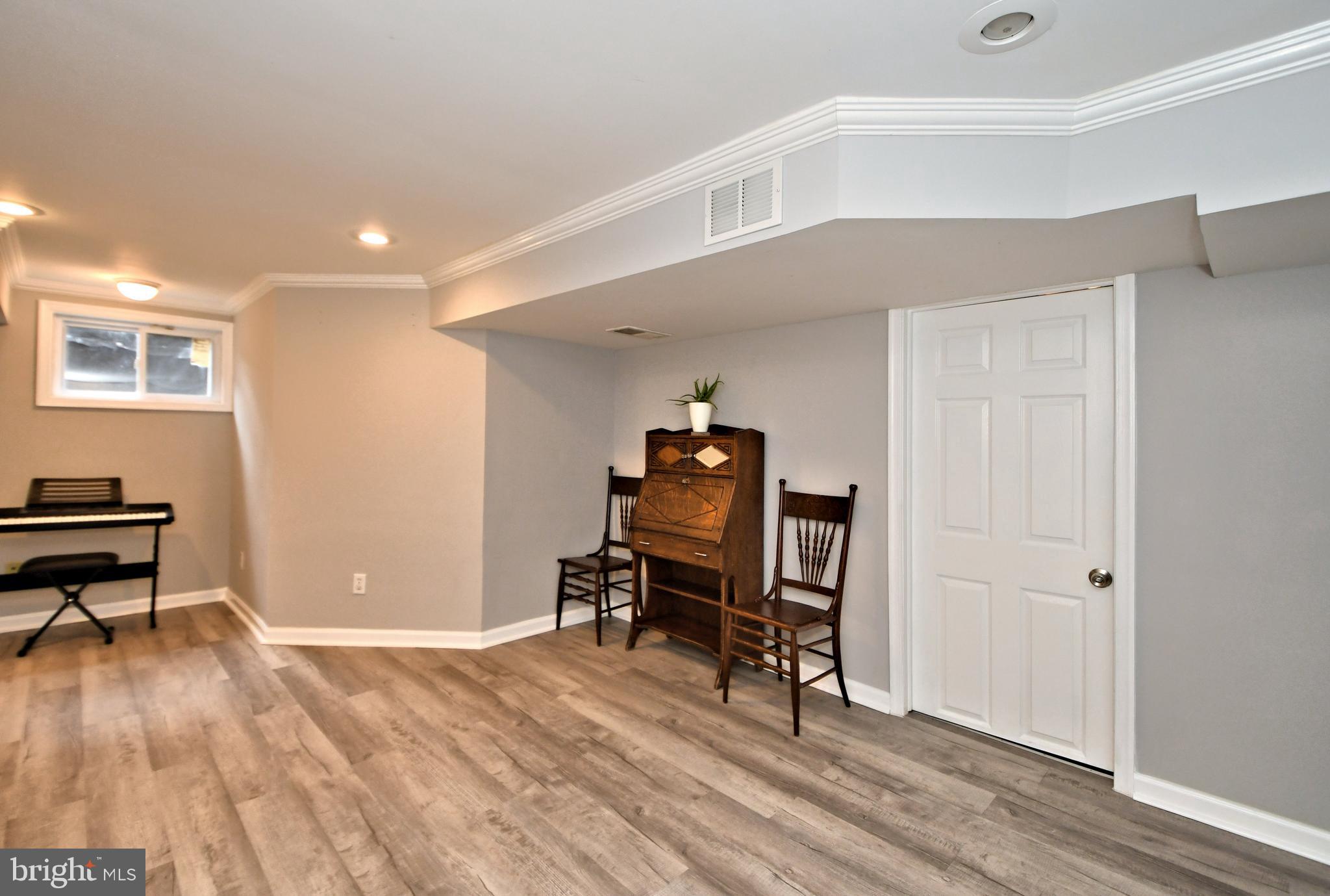405 Crest Road Oreland, PA 19075 - Photo 31 of 43 Finished basement