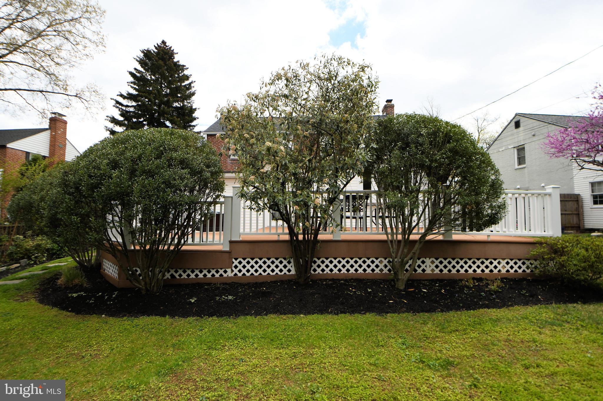 405 Crest Road Oreland, PA 19075 - Photo 39 of 43 Rear of deck/house