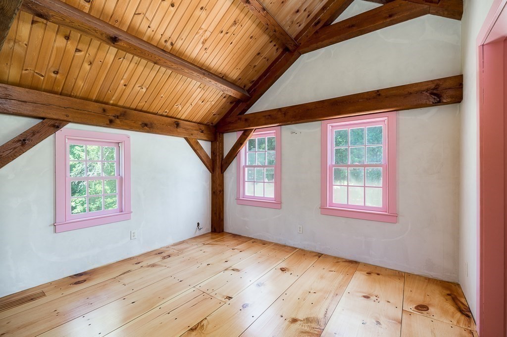 5 Middleton Road Boxford, MA 01921 - Photo 19 of 41 a view of empty room with window