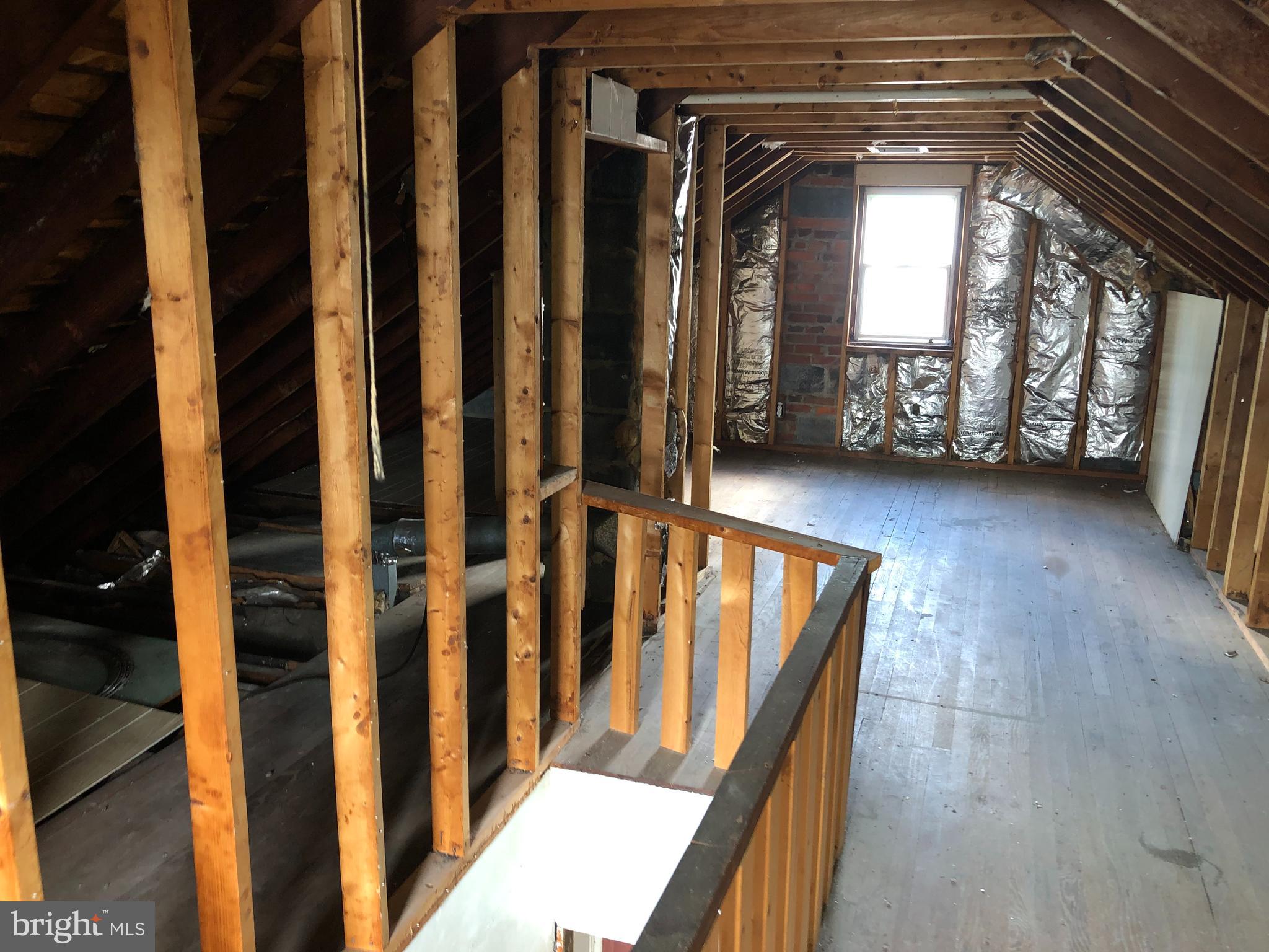 926 Thornton Road Marcus Hook, PA 19061 - Photo 8 of 13 Gallery Image 8