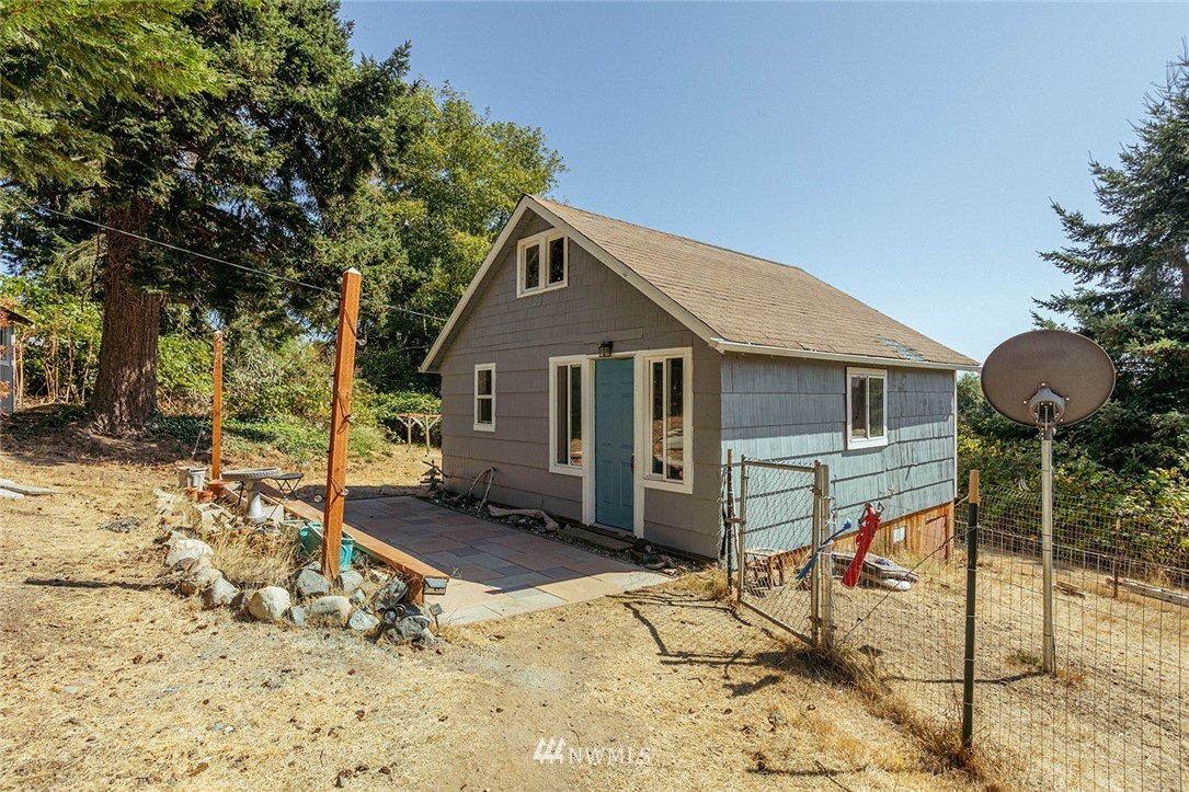 38085 State Rte 20 Oak Harbor, WA 98277 - Photo 2 of 32 Gallery Image 2