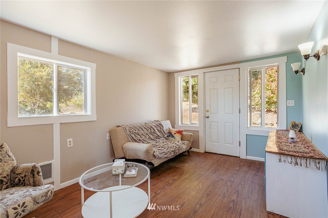 38085 State Rte 20 Oak Harbor, WA 98277 - Photo 3 of 32 Gallery Image 3