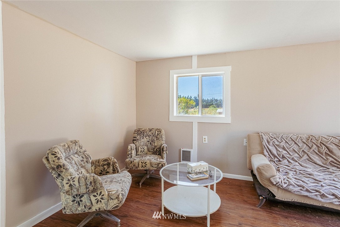 38085 State Rte 20 Oak Harbor, WA 98277 - Photo 4 of 32 Gallery Image 4