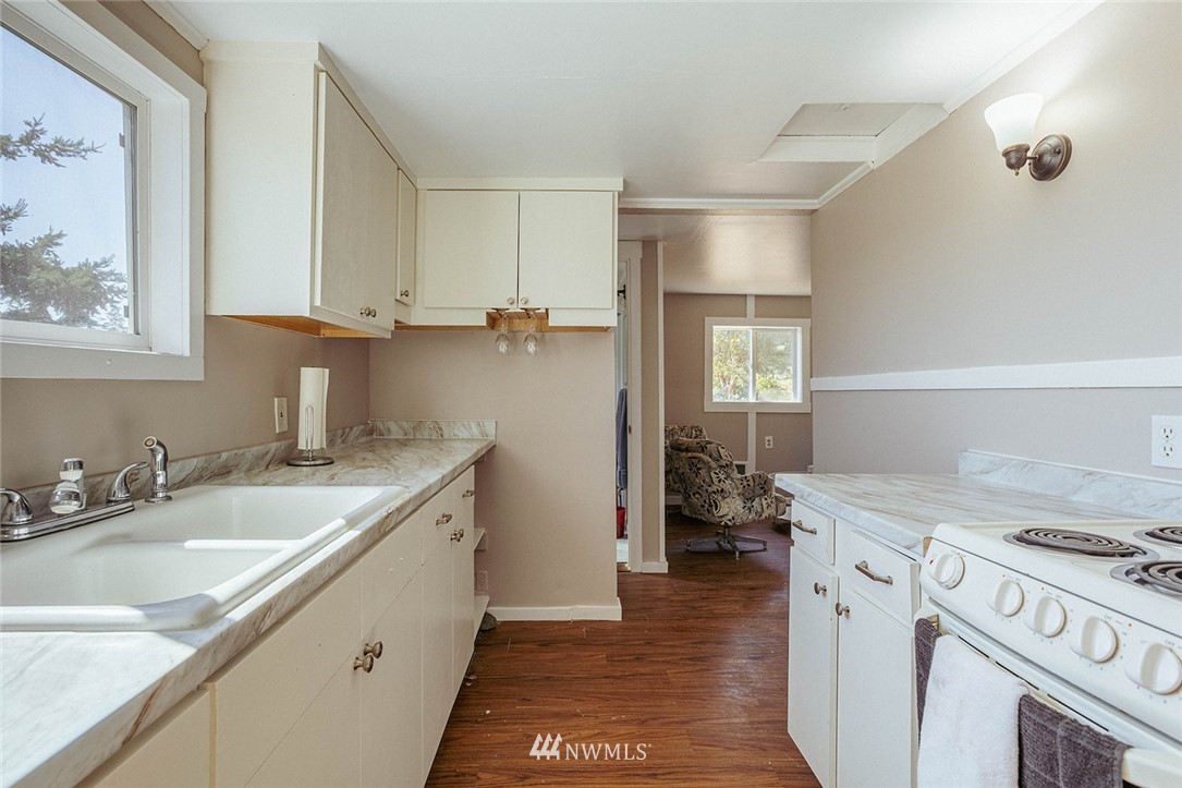 38085 State Rte 20 Oak Harbor, WA 98277 - Photo 6 of 32 Gallery Image 6