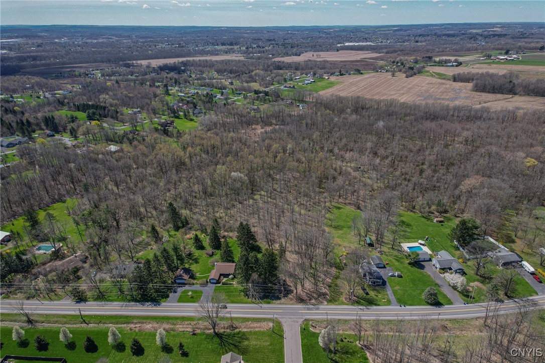 7715 River Road Lysander, NY 13027 - Photo 10 of 19