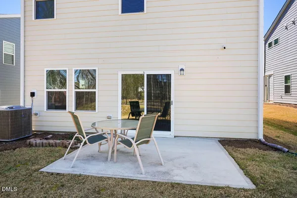 $2,150 | 319 Joneshaven Drive, Fuquay-Varina, NC 27526