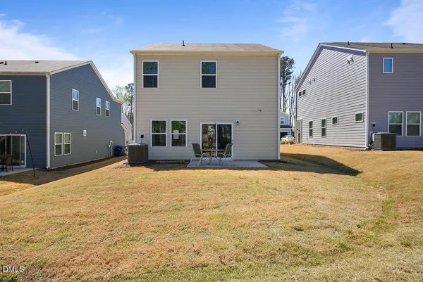 $2,150 | 319 Joneshaven Drive, Fuquay-Varina, NC 27526