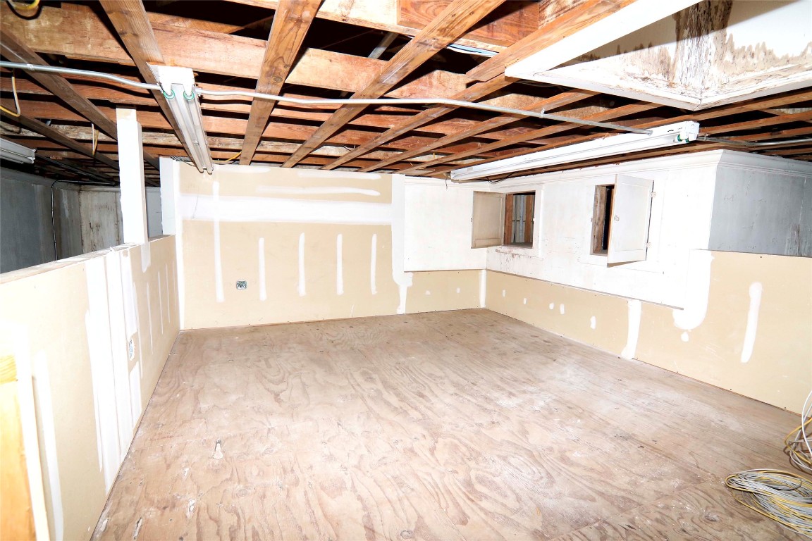 702 North Upton Avenue Schulenburg, TX 78956 - Photo 16 of 22