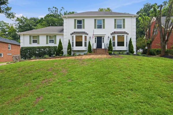$699,500 | 8005 Montcastle Drive, Nashville, TN 37221
