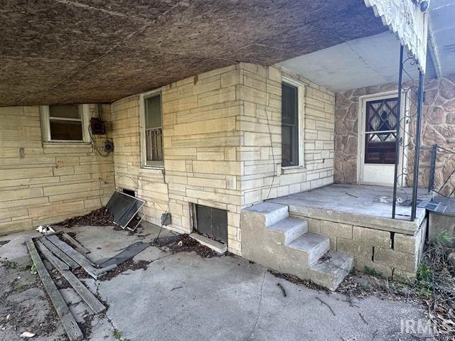 1539 Breckenridge Road Bedford, IN 47421 - Photo 2 of 9