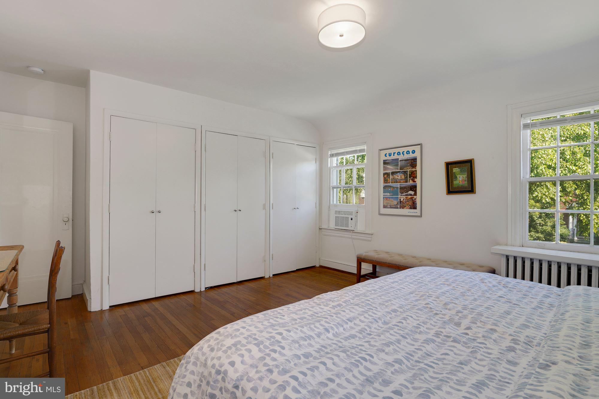 3702 R Street Northwest Washington, DC 20007 - Photo 13 of 32 Large master bedroom