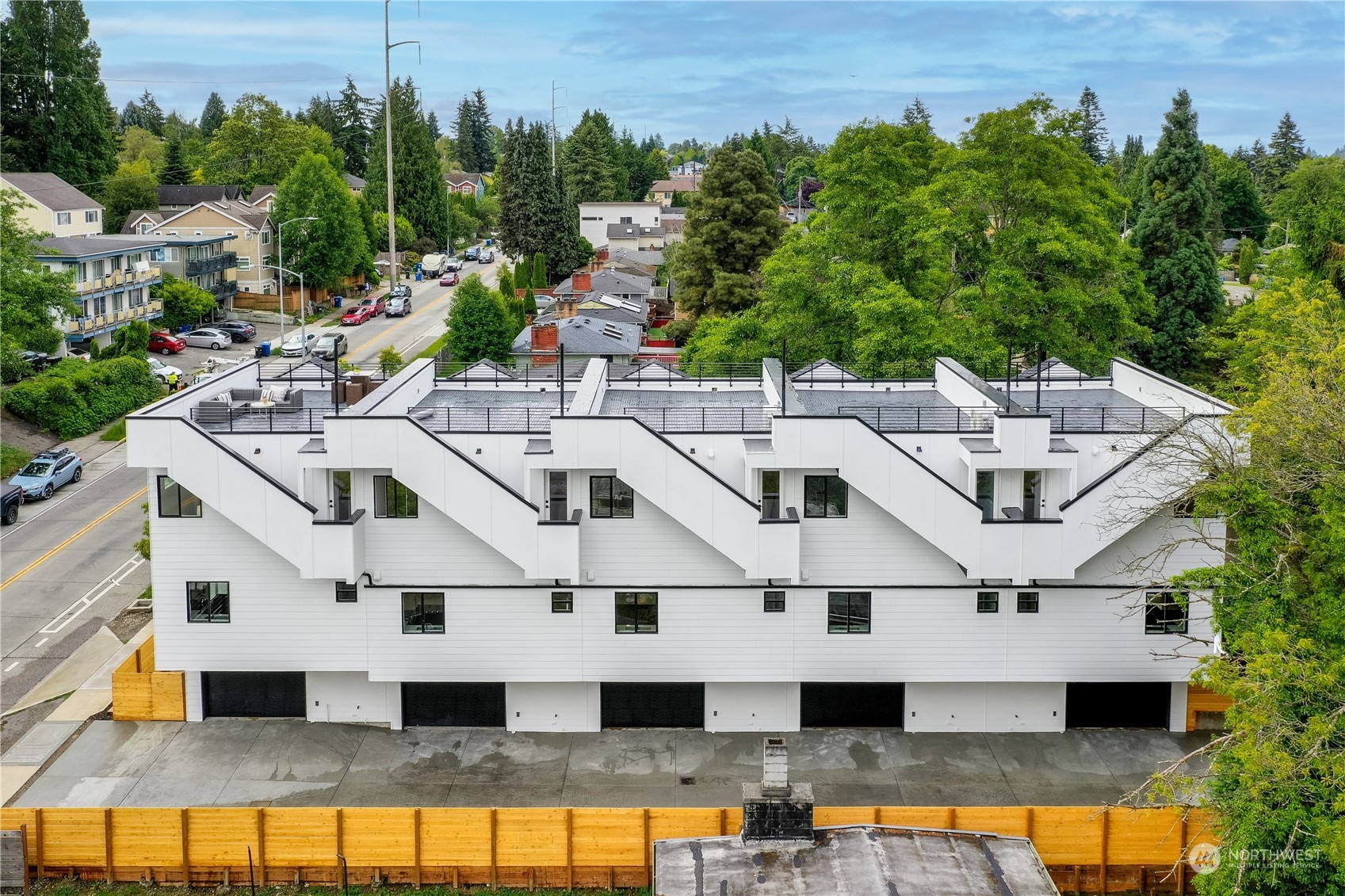 2170 Southwest Elmgrove Street Seattle, WA 98106 - Photo 2 of 19 Gallery Image 2
