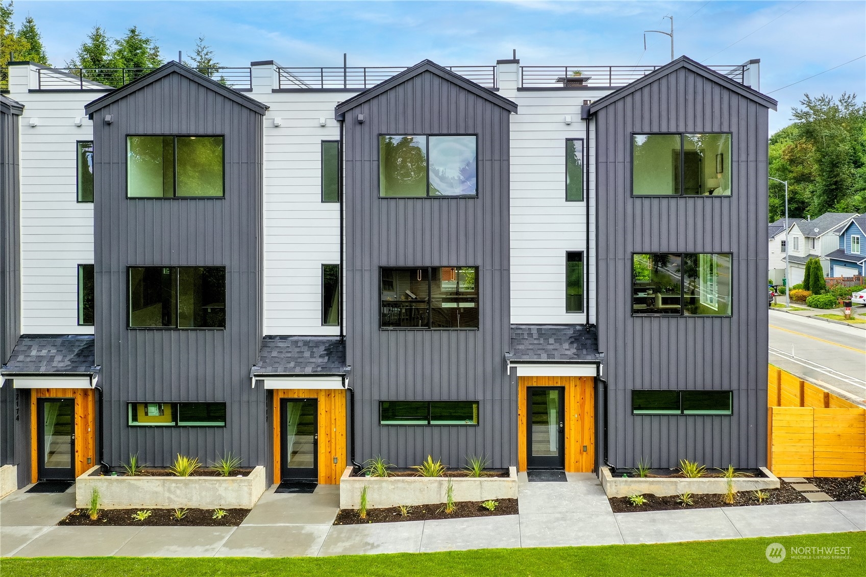 2170 Southwest Elmgrove Street Seattle, WA 98106 - Photo 3 of 19 Gallery Image 3