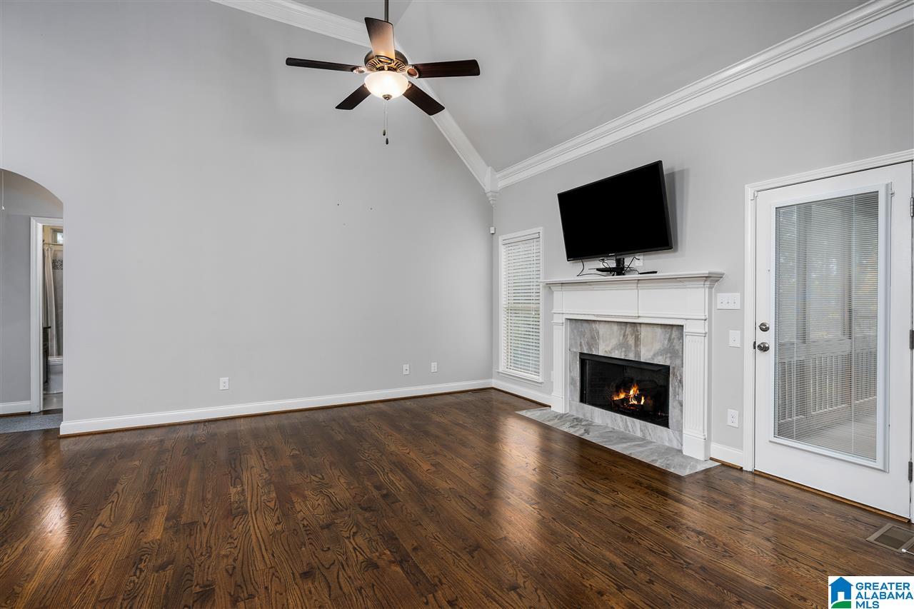 1301 West Grande View Lane Alabaster, AL 35114 - Photo 11 of 47