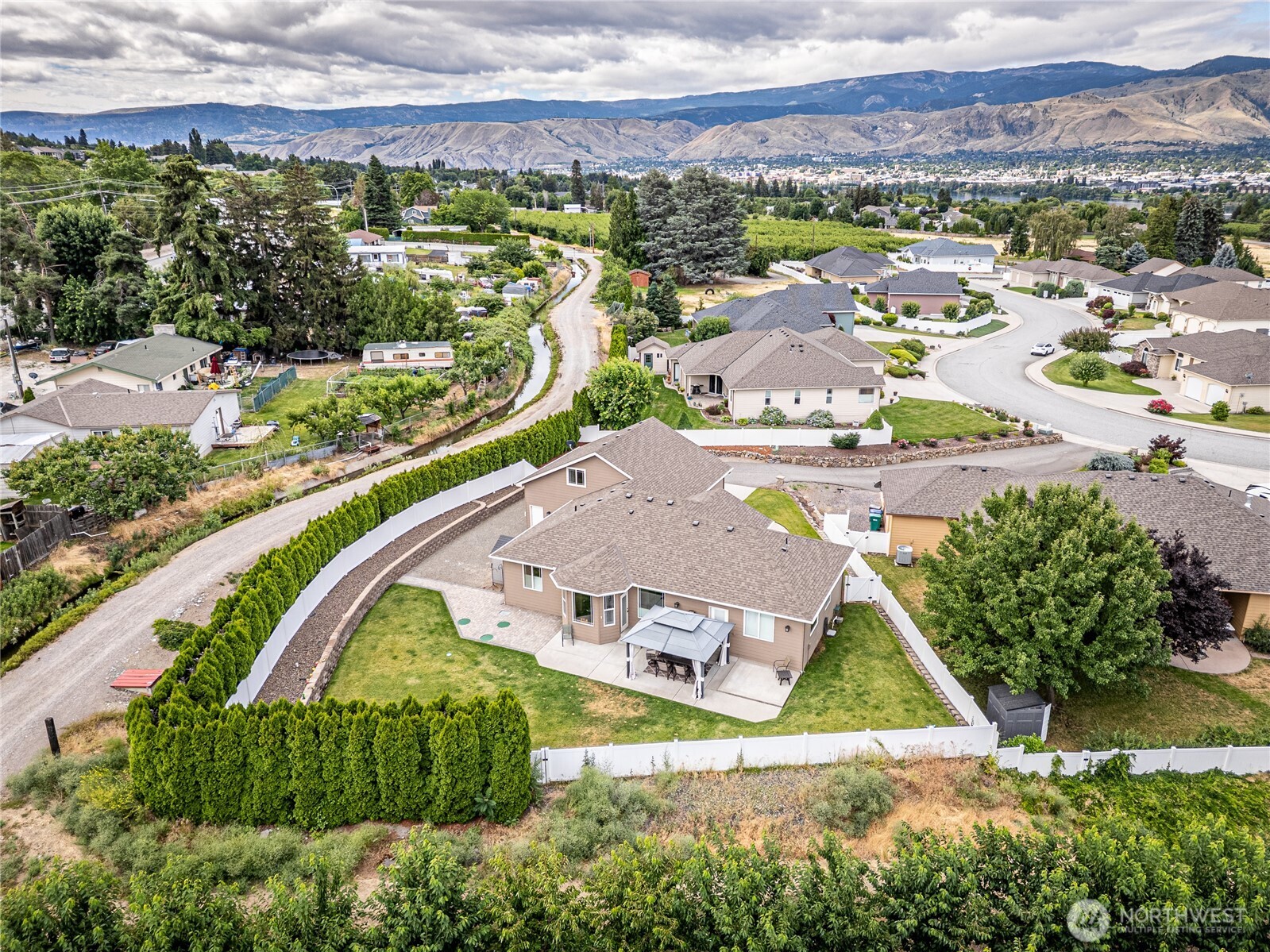 87 Springhill Drive East Wenatchee, WA 98802 - Photo 37 of 39