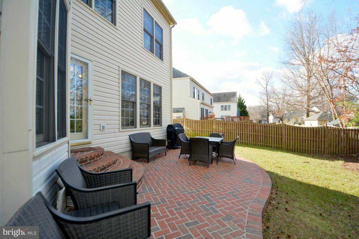 6030 Sumner Road Alexandria, VA 22310 - Photo 3 of 6 a view of outdoor space yard and patio