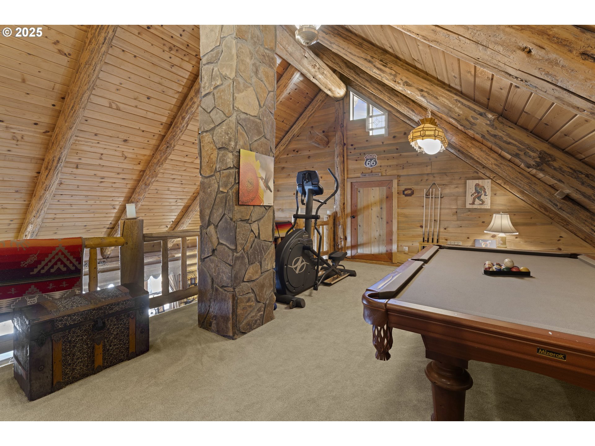 140643 Kamloop Lane Gilchrist, OR 97737 - Photo 26 of 36 a room with lots of wooden furniture