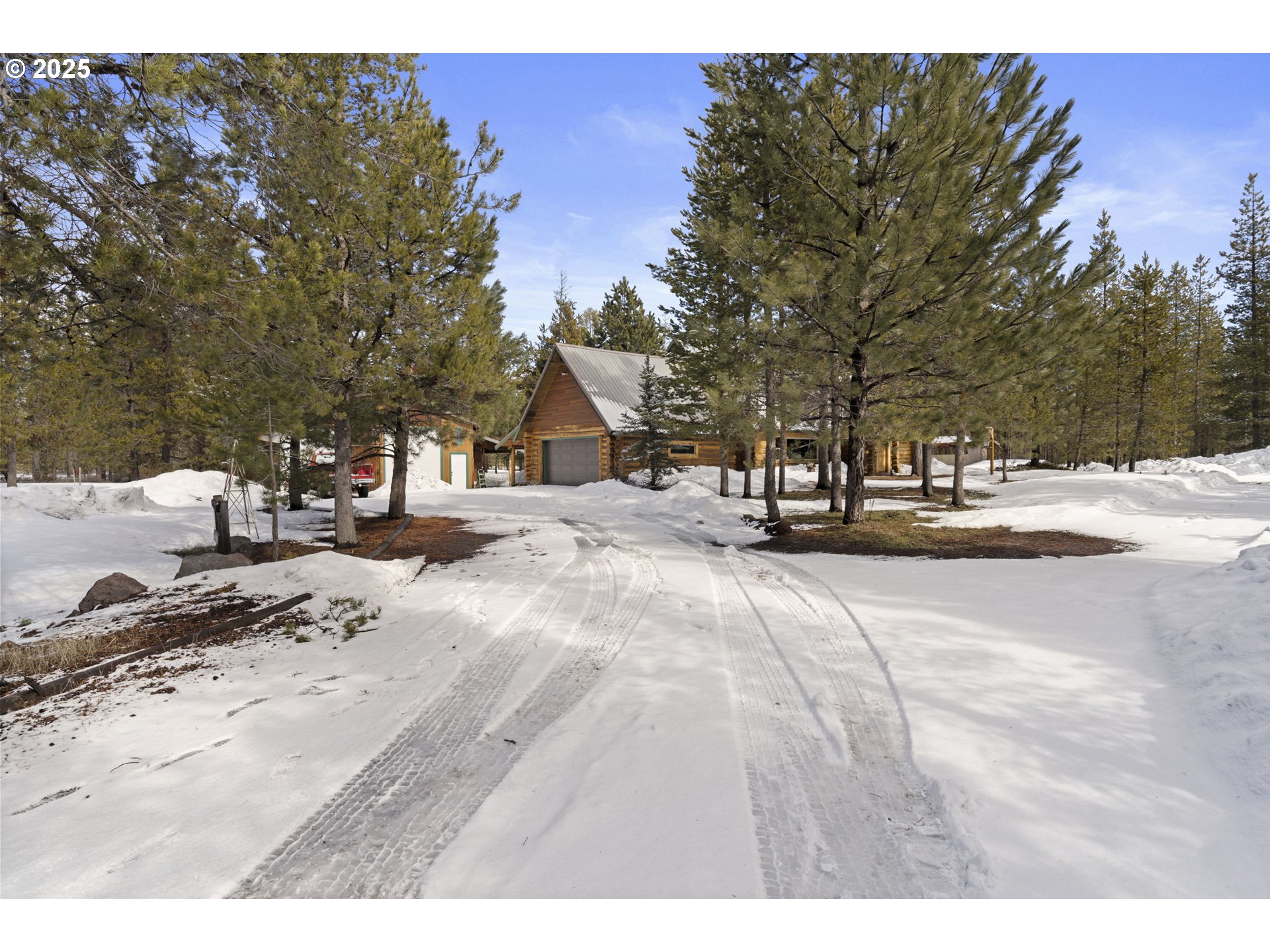 140643 Kamloop Lane Gilchrist, OR 97737 - Photo 31 of 36 a view of road with trees