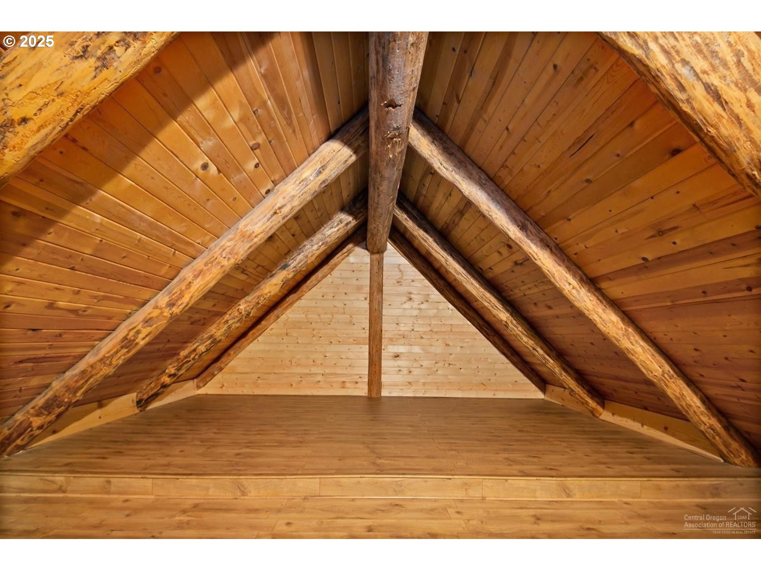 140643 Kamloop Lane Gilchrist, OR 97737 - Photo 35 of 36 a view of wooden floor