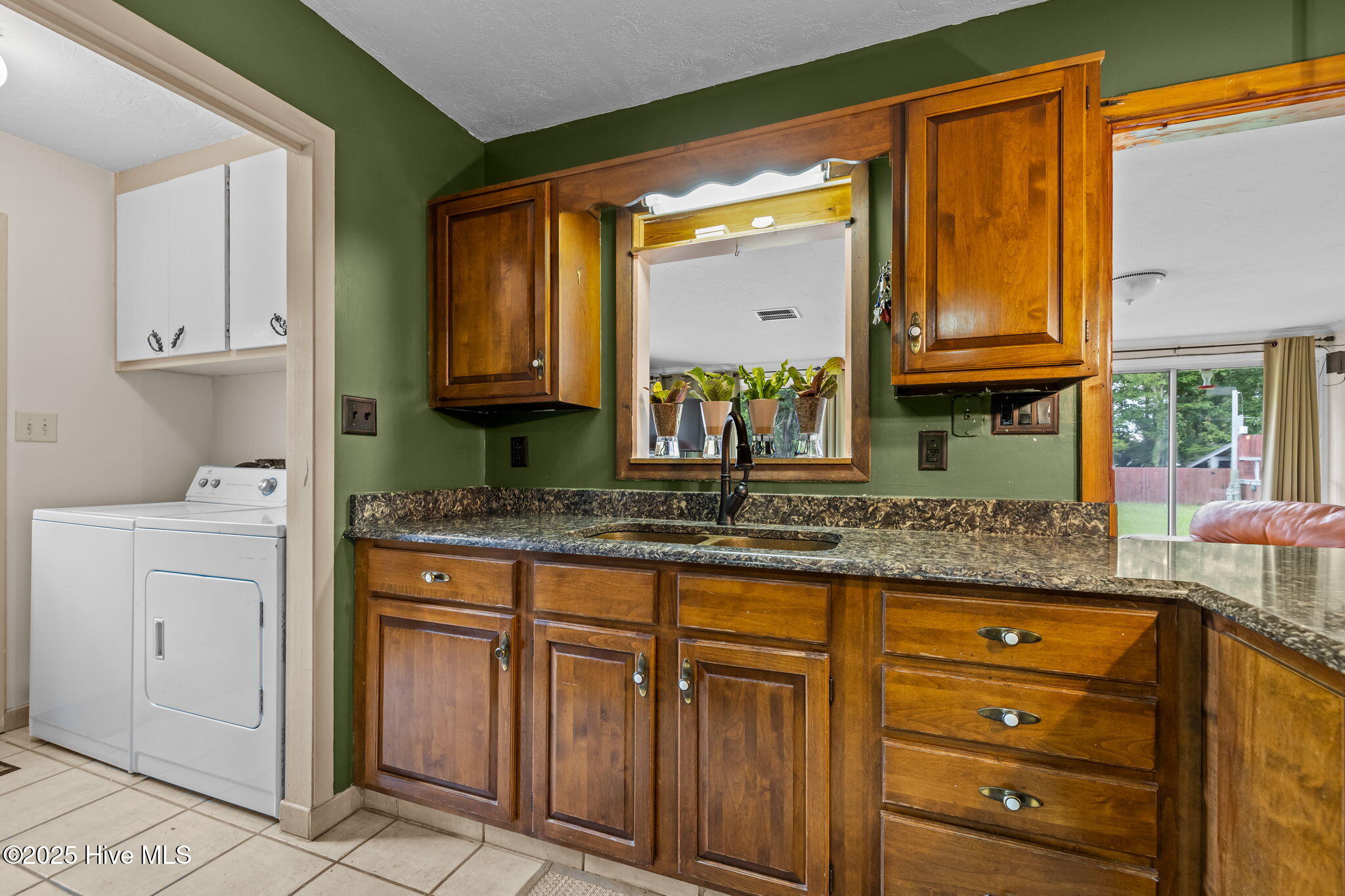 218 Old Ironsides Road Newport, NC 28570 - Photo 22 of 64 26-web-or-mls-1S3A6707