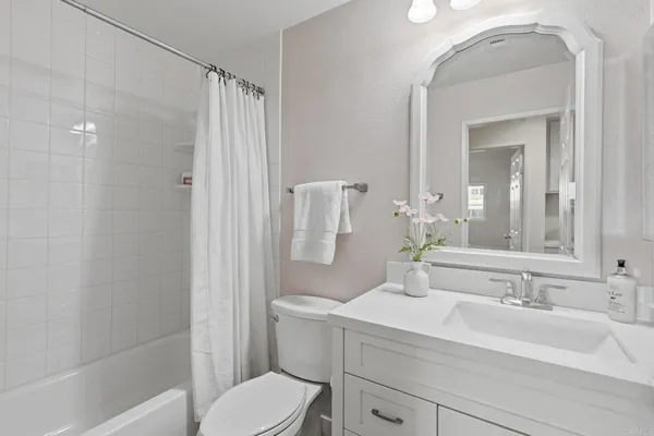 $1,275,000 | 7945 Calle Madrid, Carlsbad, CA 92009