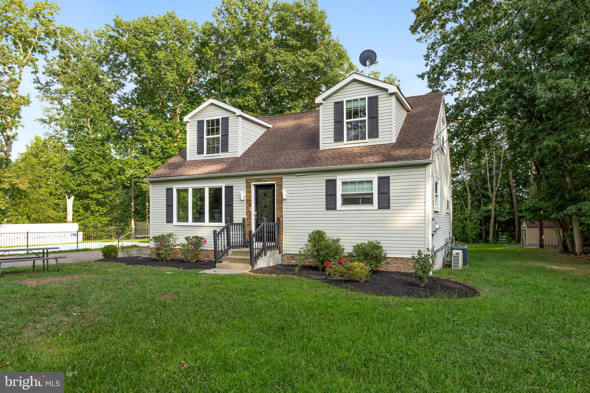 545 Hickstown Road Sicklerville, NJ 08081 - Photo 3 of 53