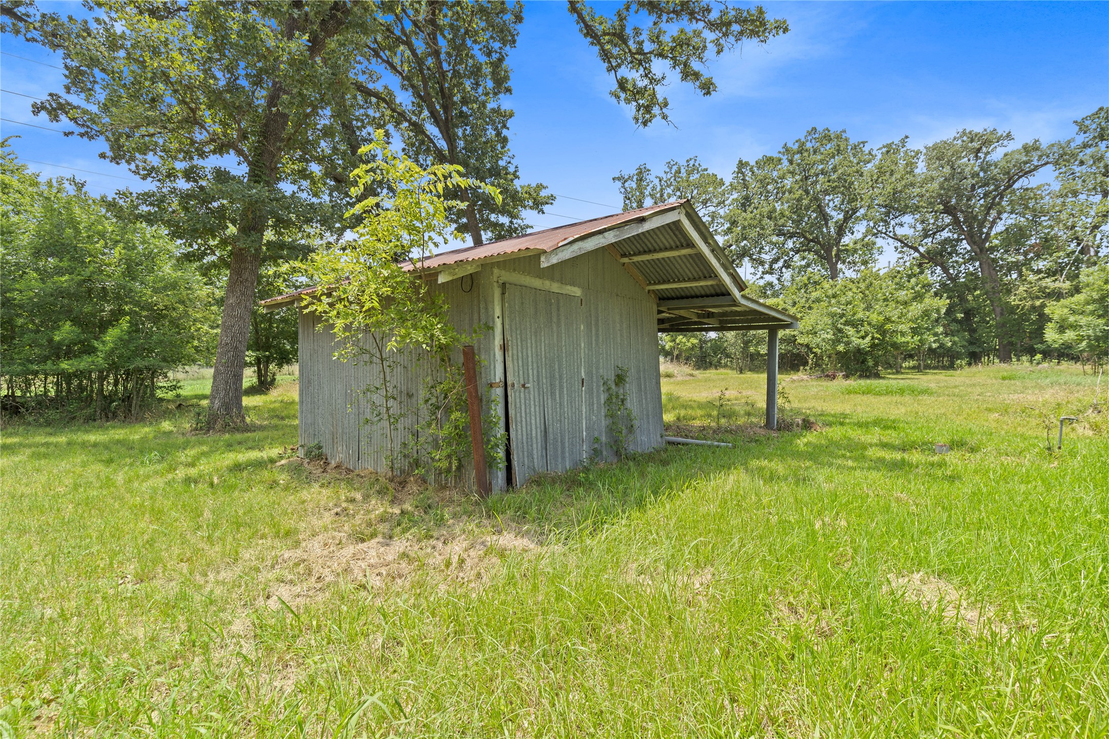 10973 Longstreet Road Willis, TX 77318 - Photo 31 of 40
