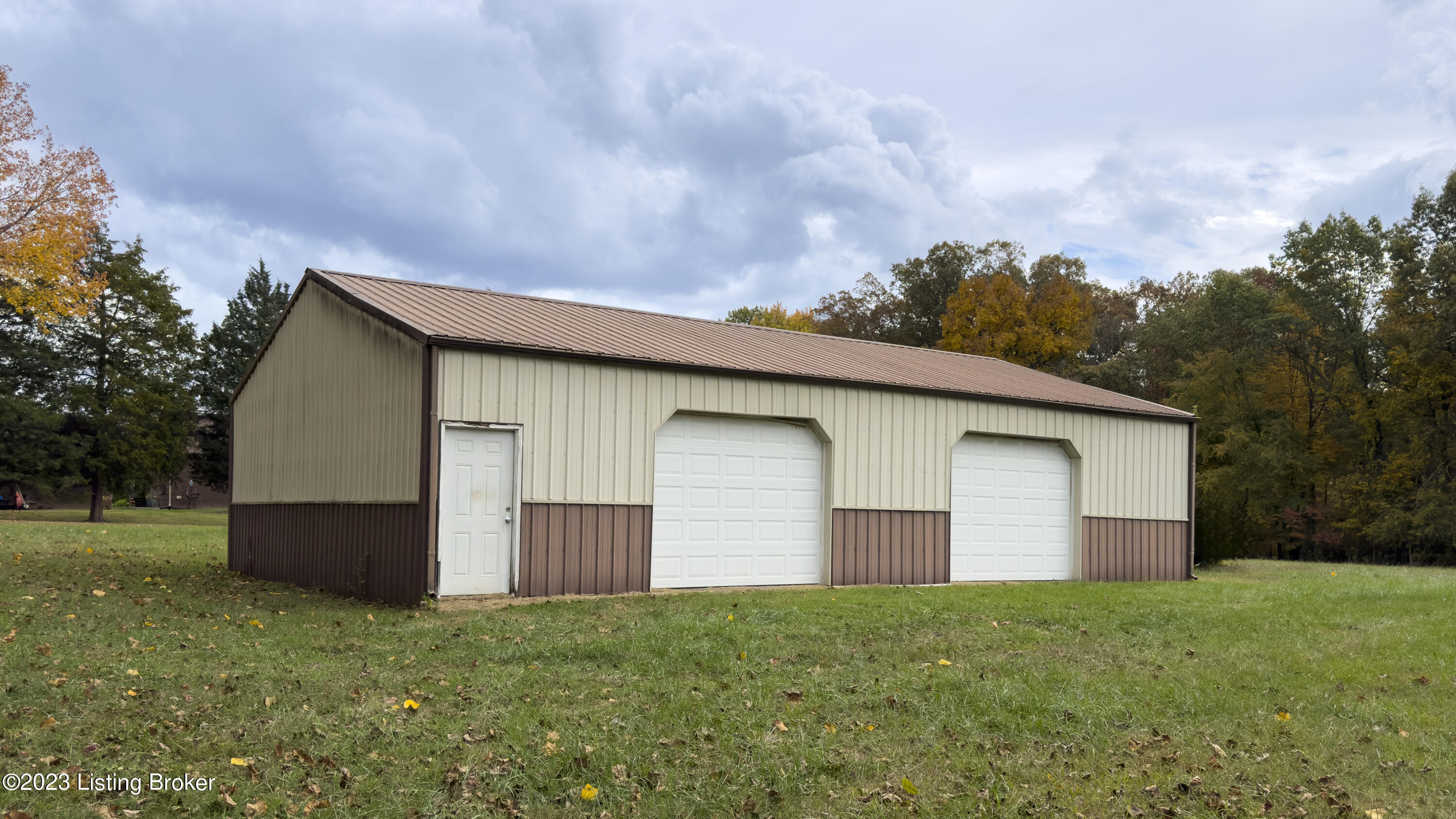 9898 Fairmount Road Louisville, KY 40291 - Photo 46 of 53 50 x 30 Pole Barn