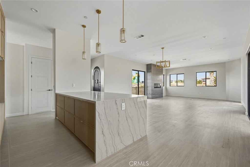 16515 Canyon Ridge Drive Riverside, CA 92503 - Photo 19 of 61
