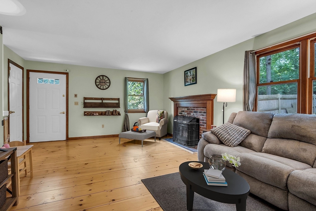 55 Bemis Road Hubbardston, MA 01452 - Photo 3 of 21 Gallery Image 3