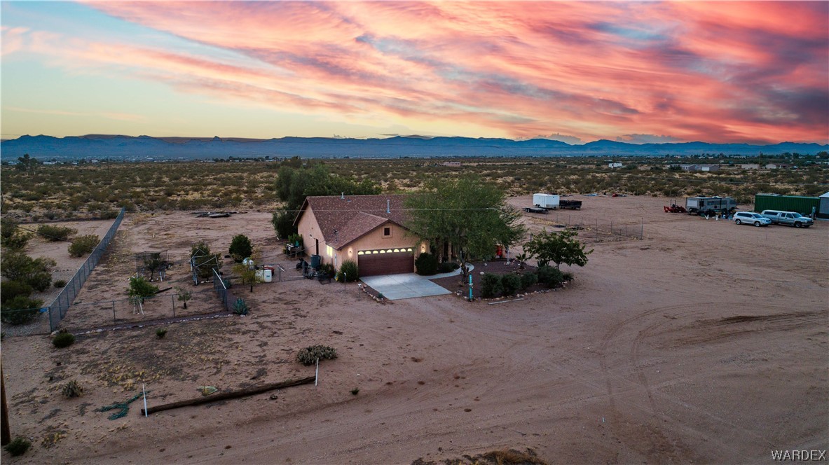 451 South Lochiel Road Golden Valley, AZ 86413 - Photo 1 of 50 Gallery Image 1