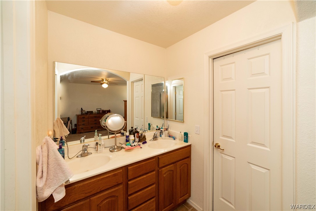 451 South Lochiel Road Golden Valley, AZ 86413 - Photo 19 of 50 Gallery Image 19
