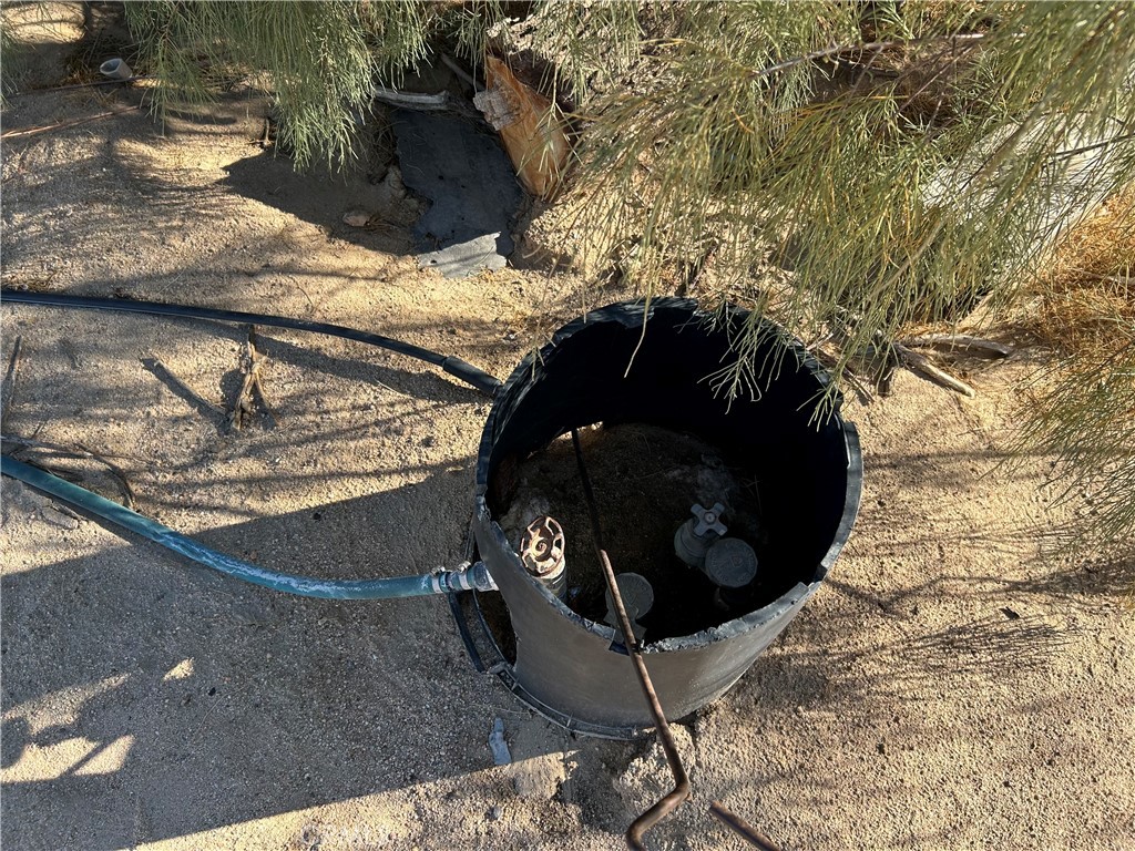 40694 Mountain View Road Newberry Springs, CA 92365 - Photo 16 of 26