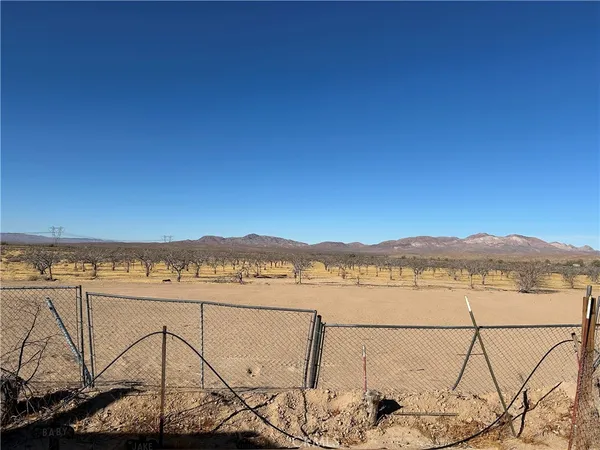 $115,000 | 40694 Mountain View Road, Newberry Springs, CA 92365