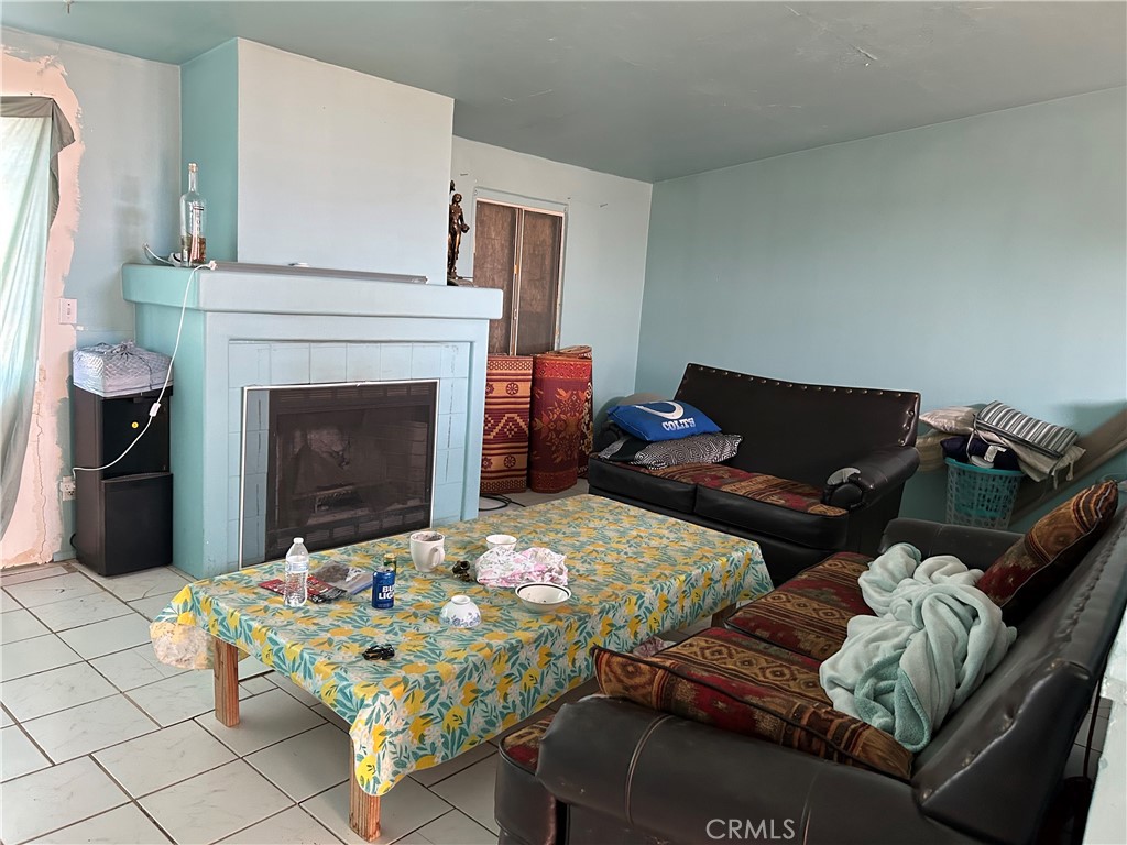 40694 Mountain View Road Newberry Springs, CA 92365 - Photo 9 of 26