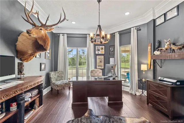 $695,000 | 720 You Winn Road, Lake Charles, LA 70611