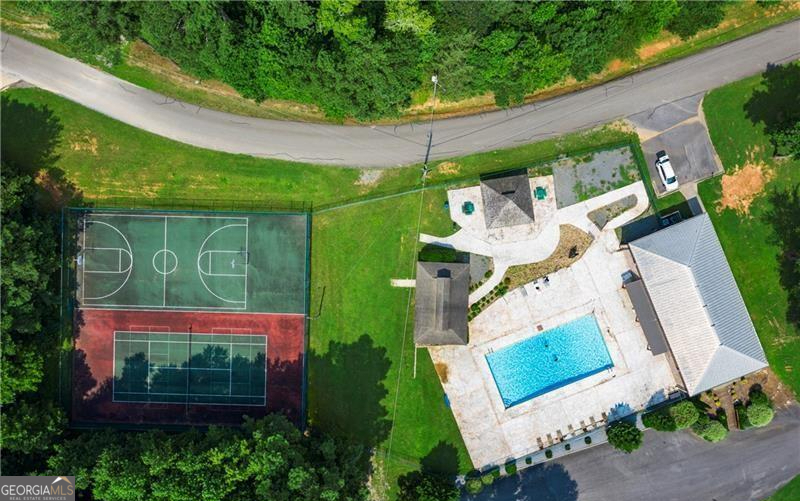 137 Abe Court Ranger, GA 30734 - Photo 9 of 15 a view of a backyard with plants and a patio