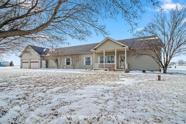 $339,900 | 321 South Maple Street, Buckingham, IL 60917