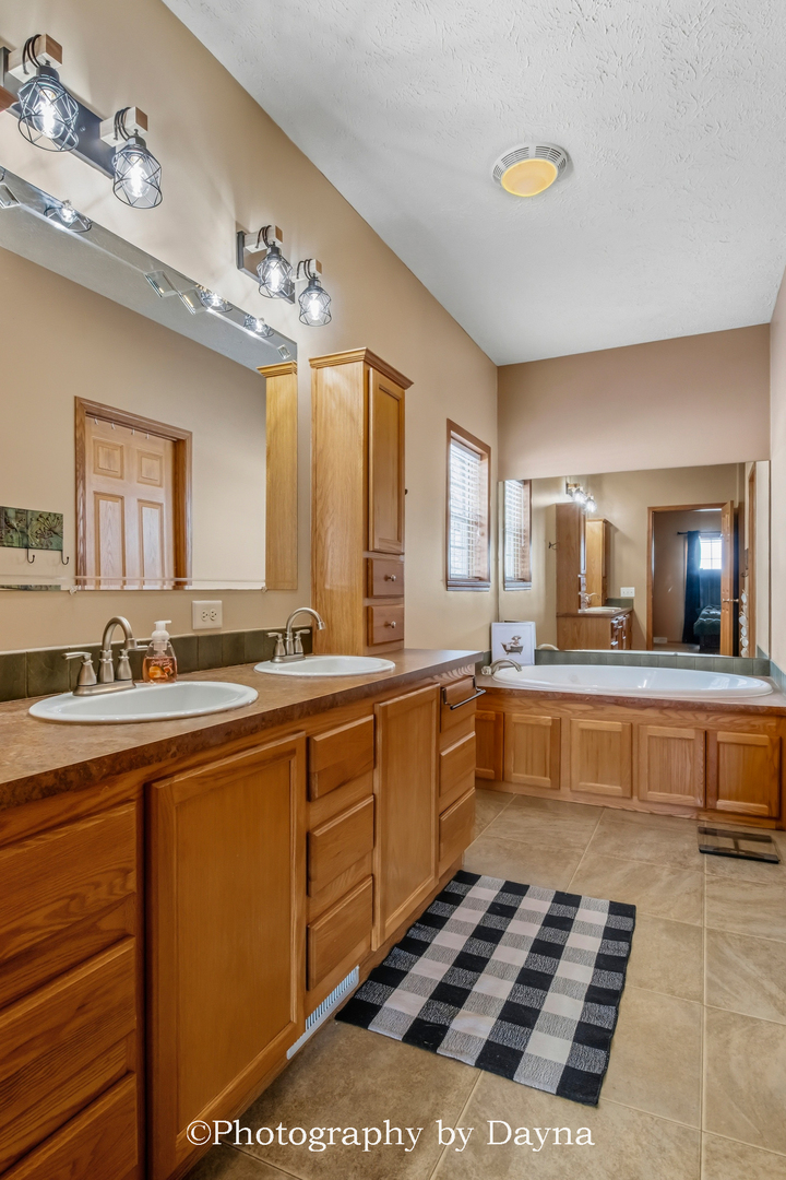 321 South Maple Street Buckingham, IL 60917 - Photo 14 of 32