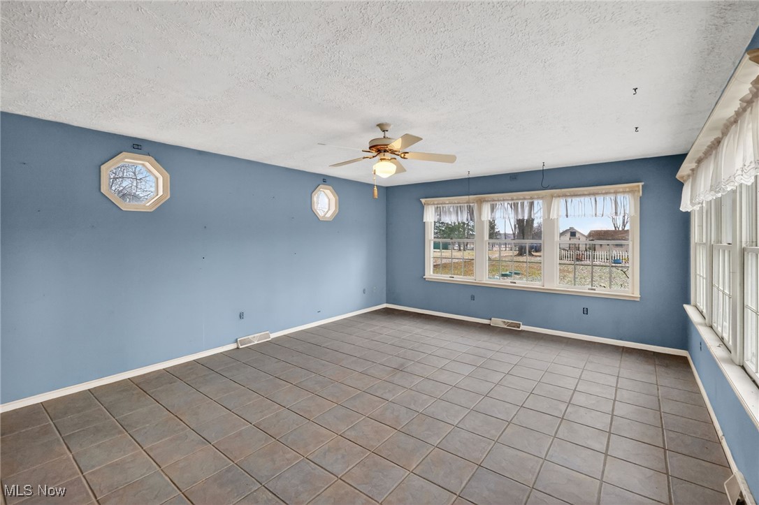 9791 Hulbert Road Seville, OH 44273 - Photo 17 of 49 Gallery Image 17
