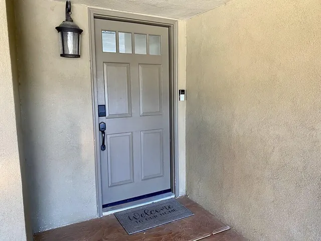 a view of front door with a door