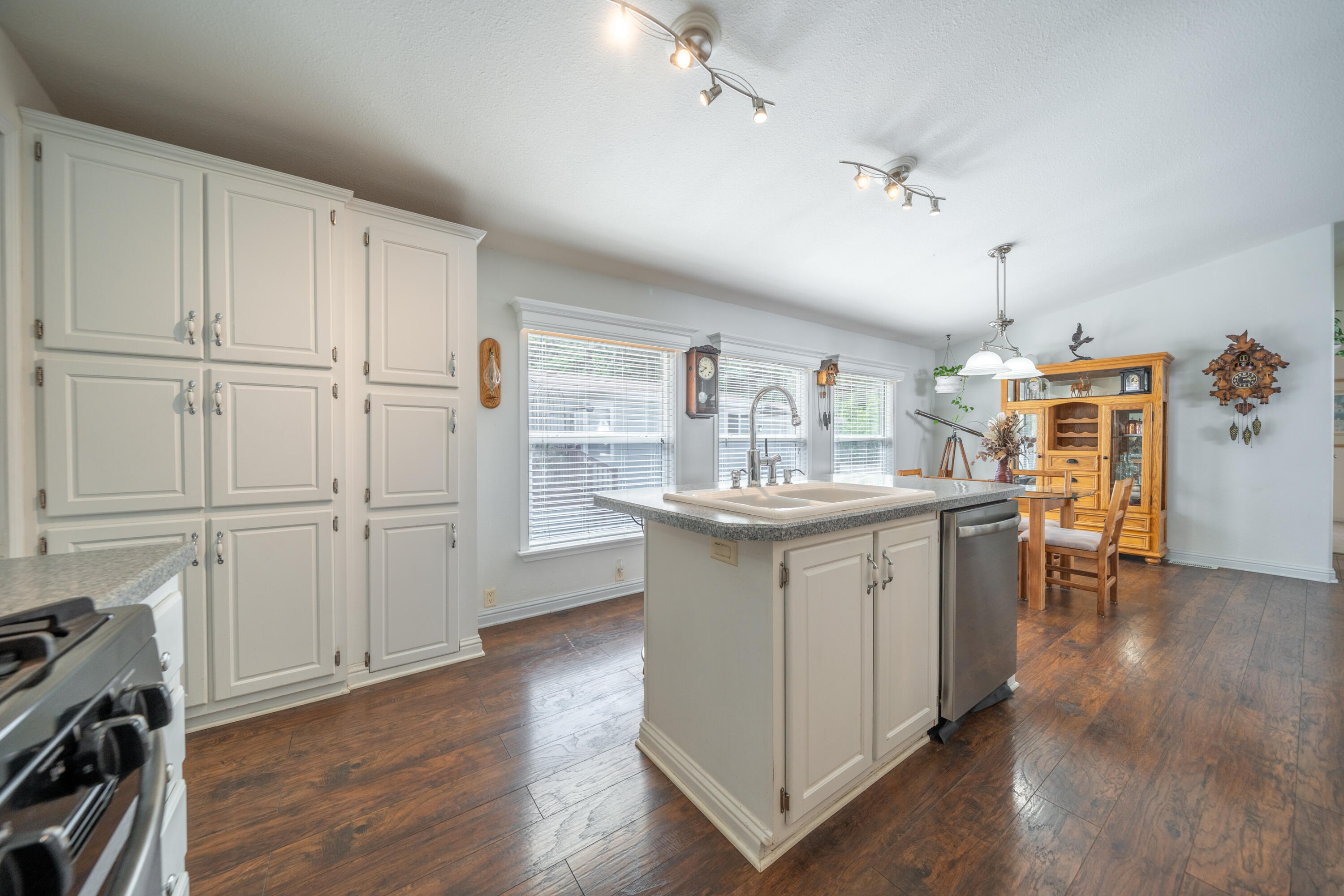 13905 Trinity Mountain Road, Unit 80 French Gulch, CA 96033 - Photo 13 of 38 13905 Trinity Mountain Rd #80-21