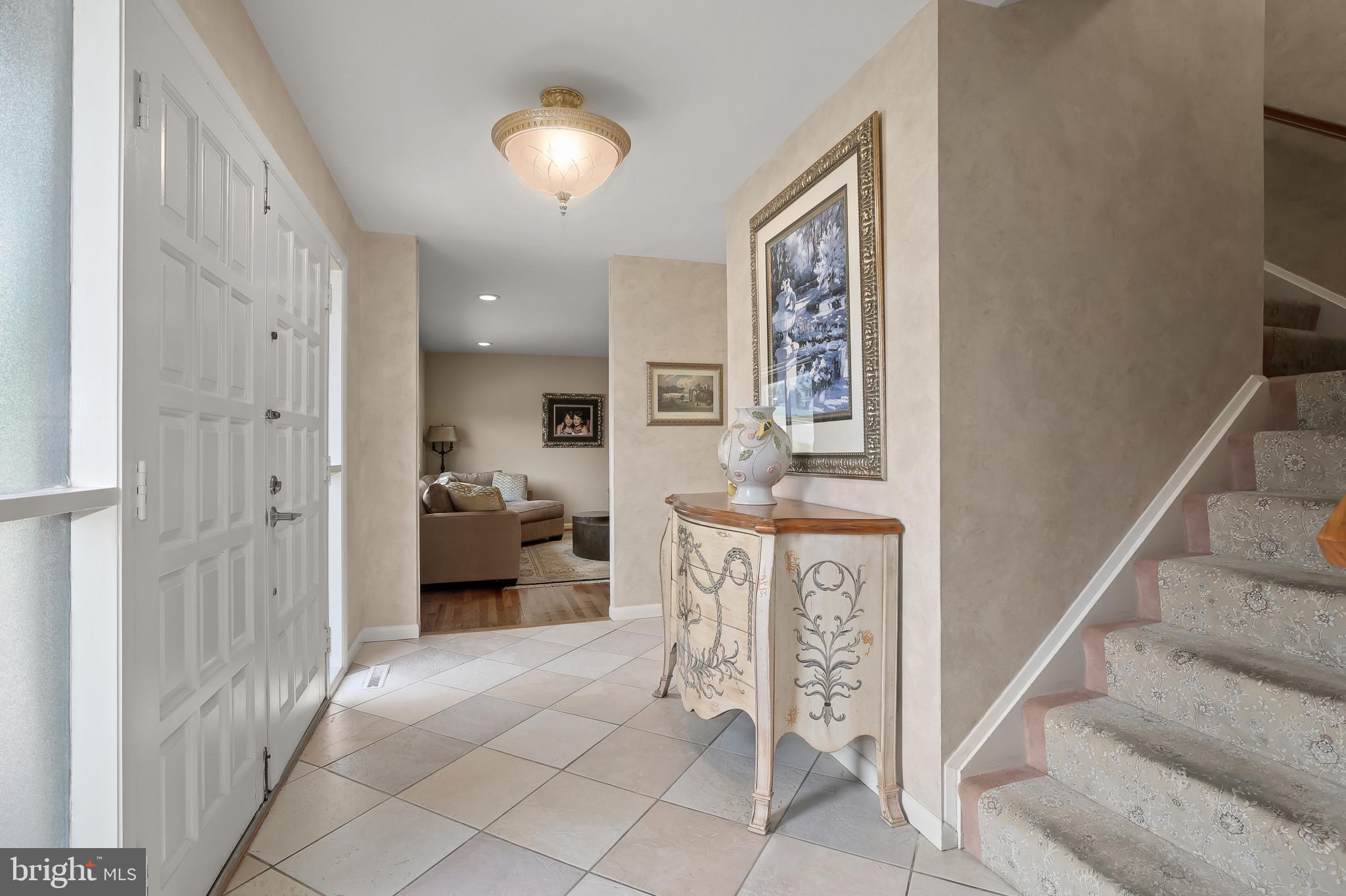 2209 Sugarcone Road Baltimore, MD 21209 - Photo 2 of 52 Foyer
