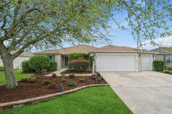 $425,000 | 2525 Five Forks Trail, The Villages, FL 32162