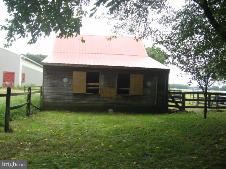 2225 Fostertown Road Hainesport, NJ 08036 - Photo 4 of 25 Exterior Back
