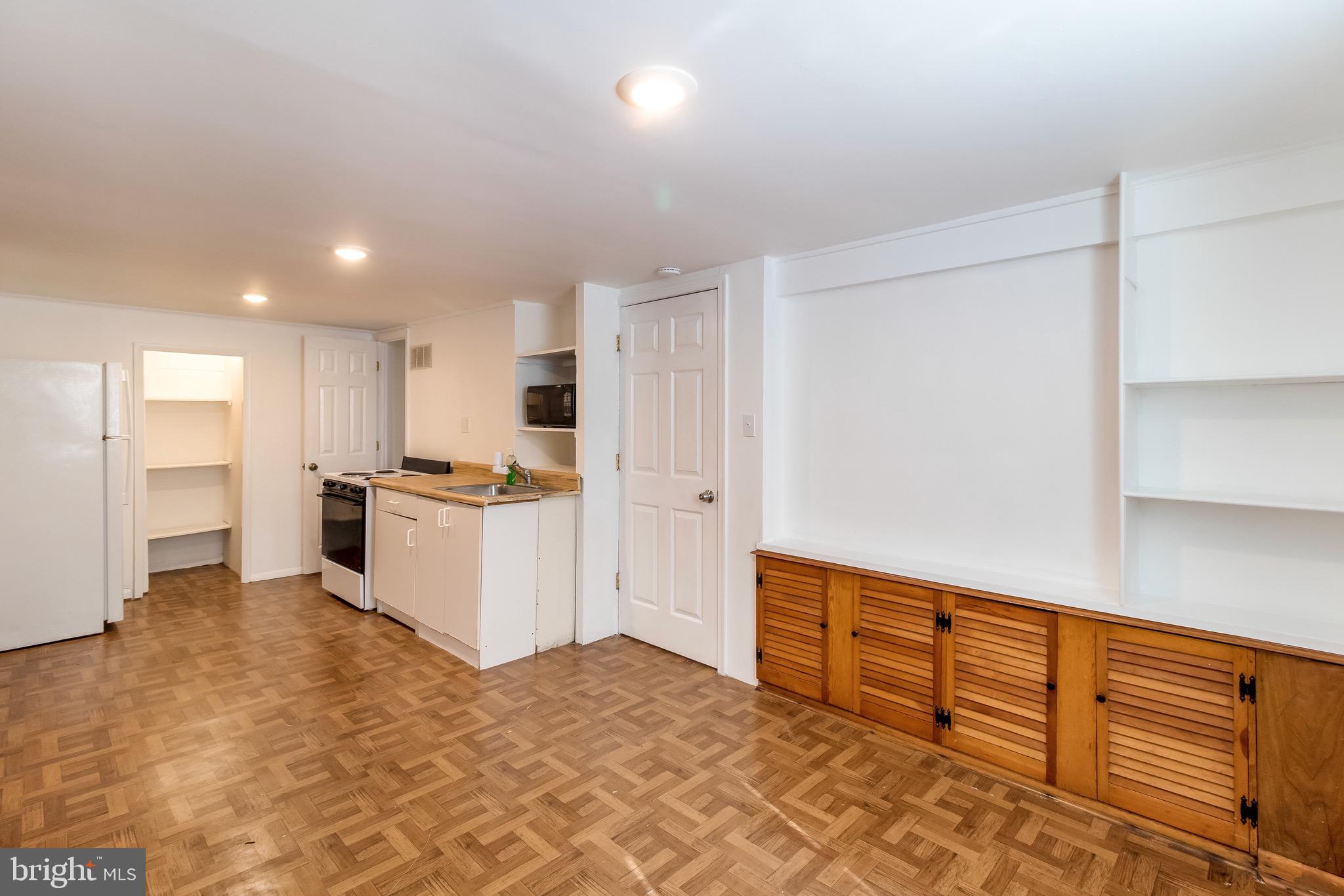 11521 Goodloe Road Silver Spring, MD 20906 - Photo 6 of 21 Basement kitchen
