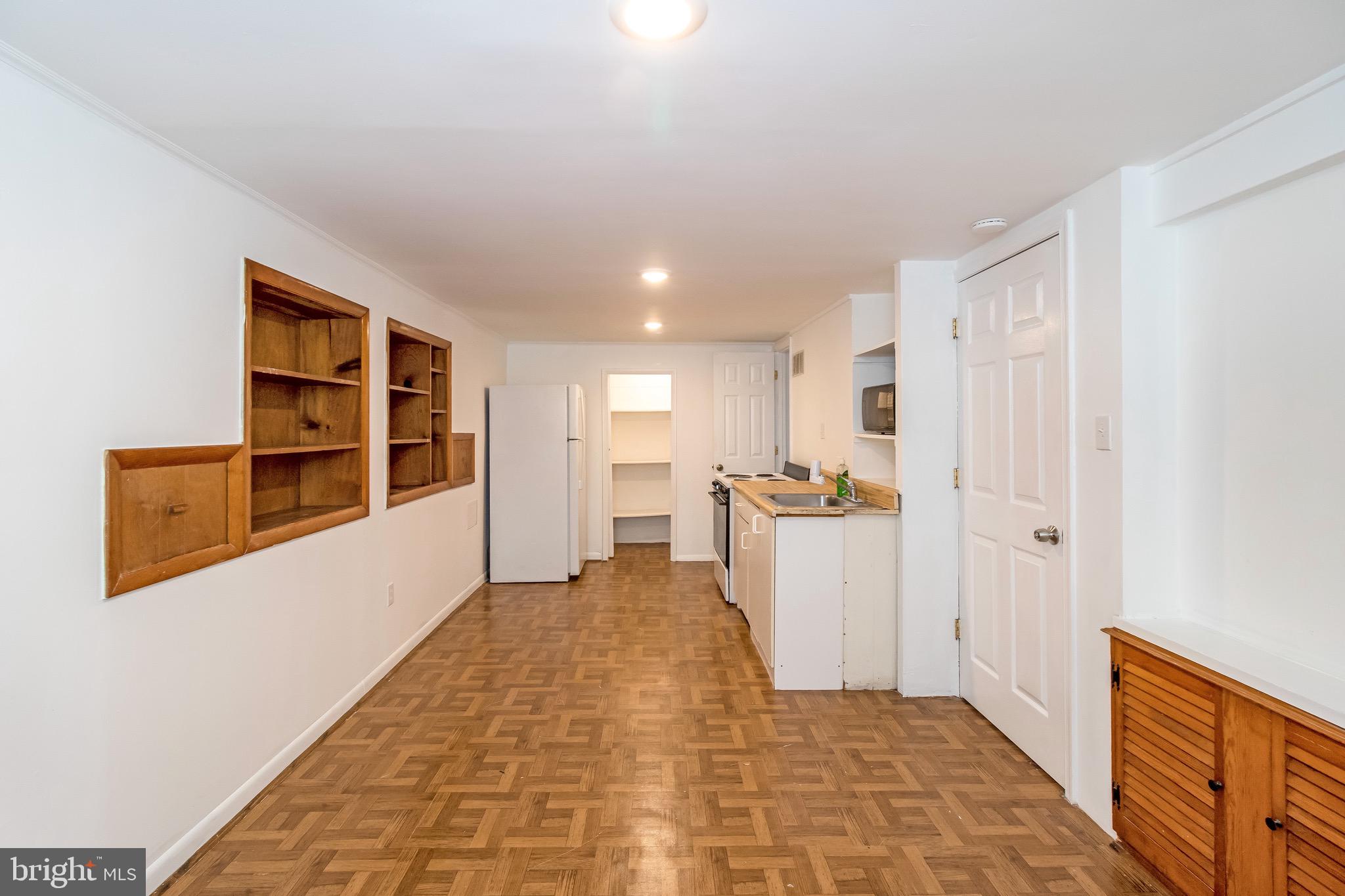 11521 Goodloe Road Silver Spring, MD 20906 - Photo 7 of 21 Basement kitchen