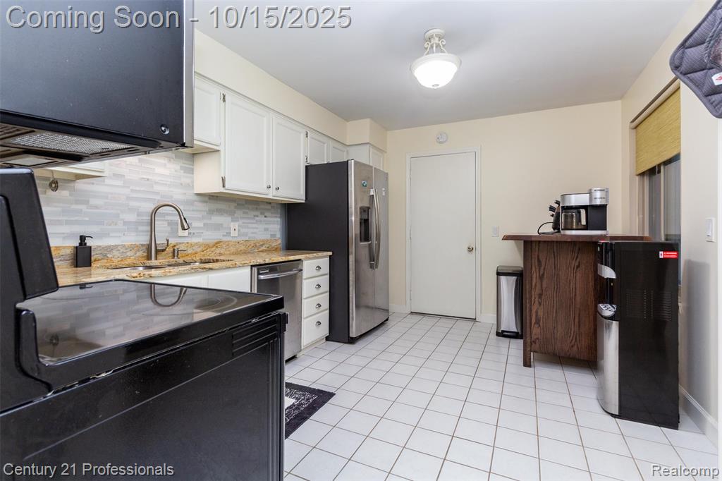 535 Tennyson Rochester Hills, MI 48307 - Photo 12 of 50