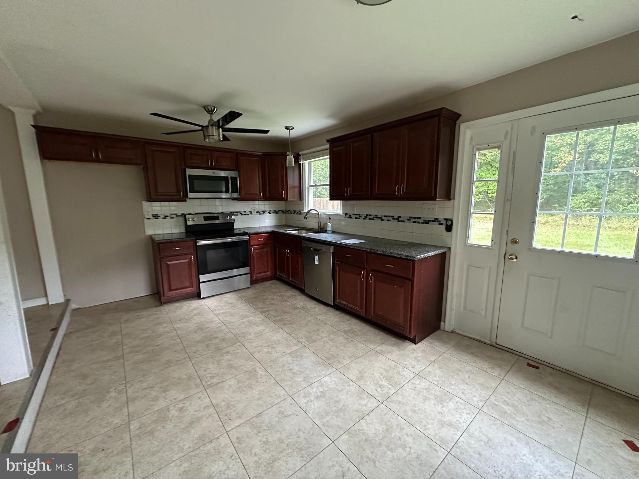 215 Elk Forest Road Elkton, MD 21921 - Photo 3 of 13 Gallery Image 3