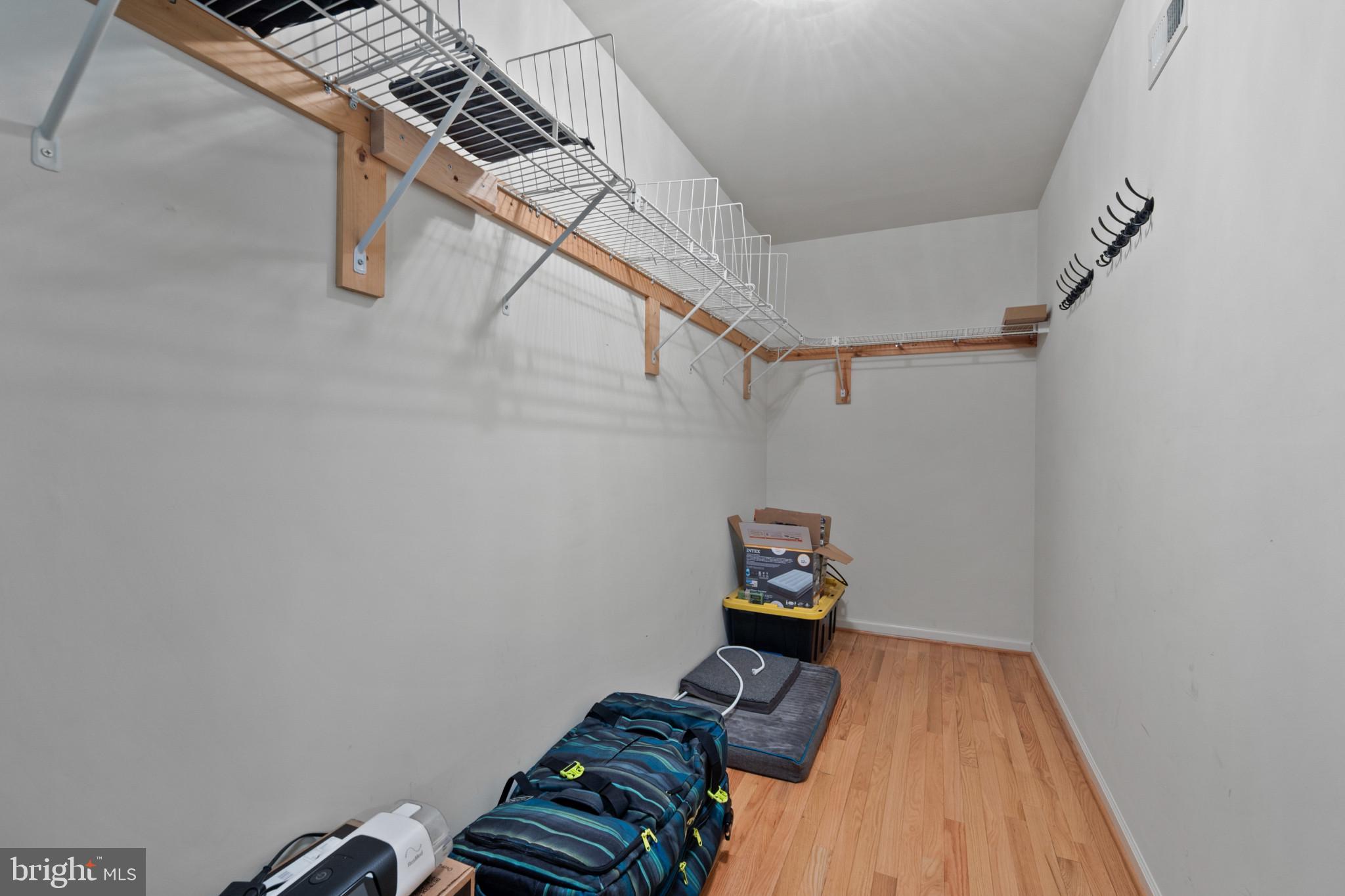 9254 Cartersville Road Columbia, MD 21046 - Photo 24 of 29 Walk in closet